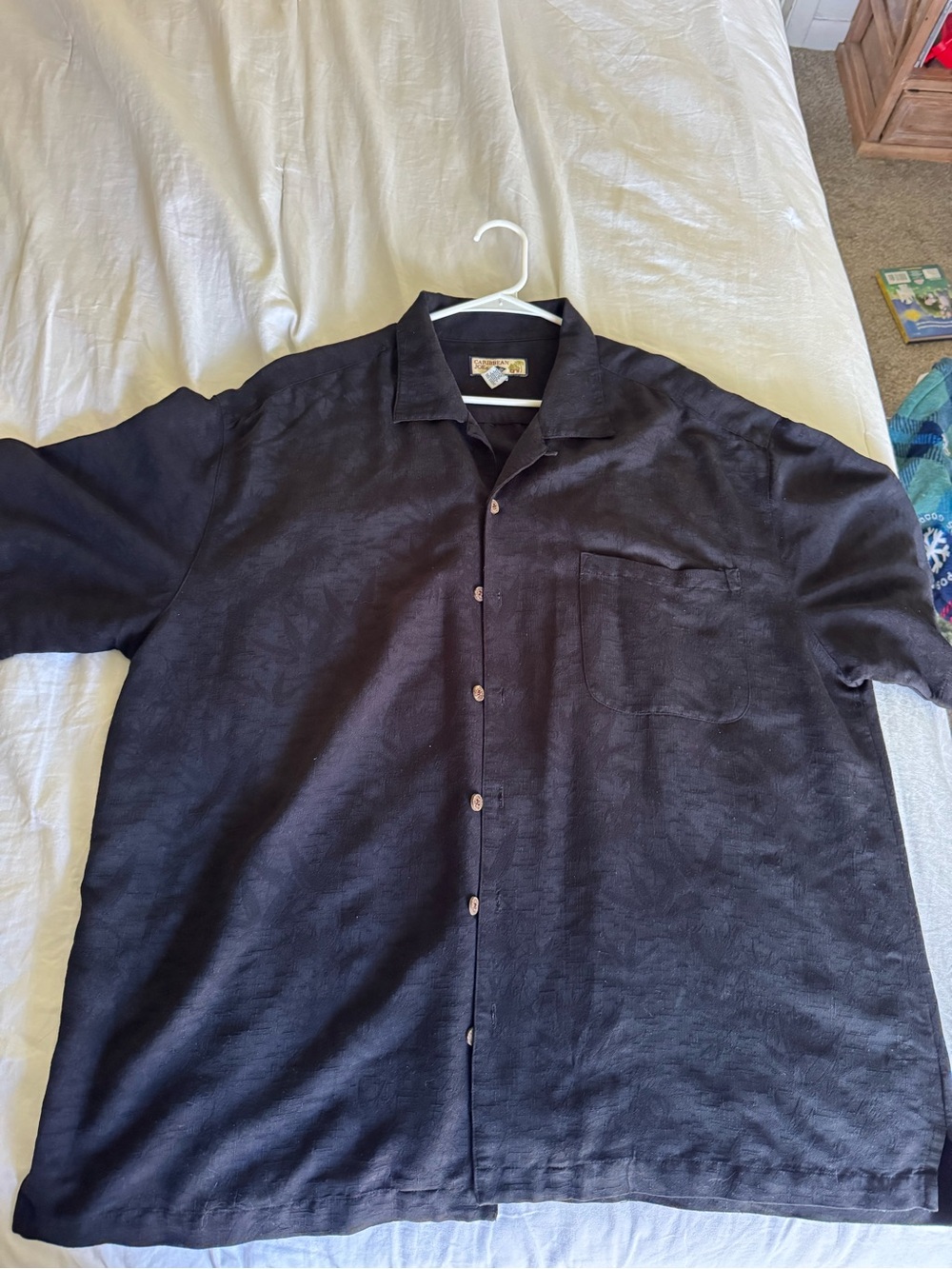 Caribbean Joe Black Short-Sleeve Button Down Shirt with Chest Pocket